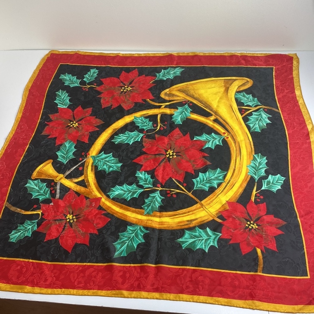 Vintage Christmas Scarf With French Horn & Poinsettia Design‎ 36x36